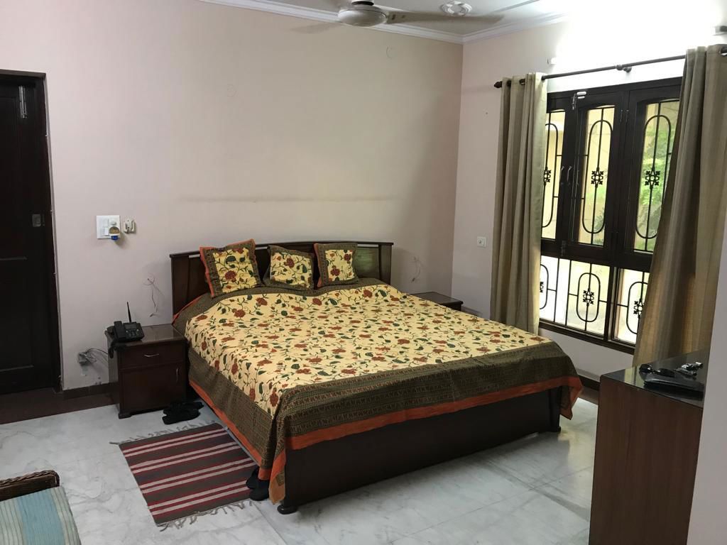 3 BHK + Pooja Room,Store Room Villa For Rent in Jaipuria Plaza