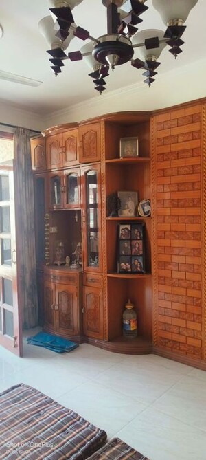 Room in 3 BHK Apartment at Sector 18a Dwarka – for Rent