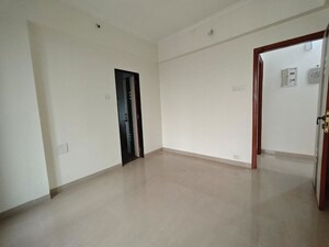 Room in 2 BHK Apartment at Safal Shree Saraswati Phase 4, Chembur – for Rent