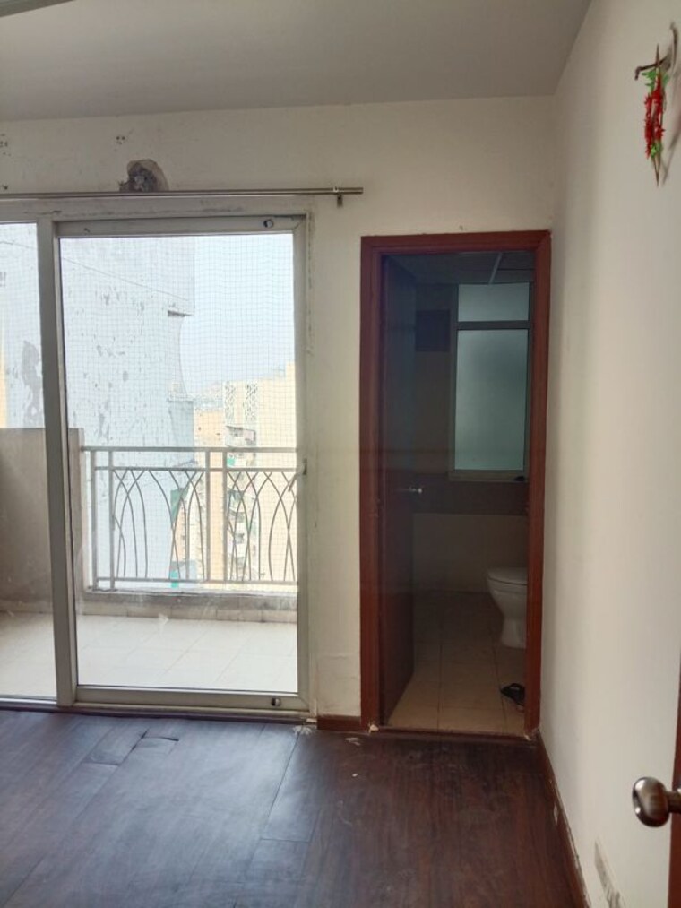 Room, mahagun-mywoods 2.5 Bedroom 1190 Sq.Ft. Apartment In Sector 16c Greater Noida Greater Noida 10253830