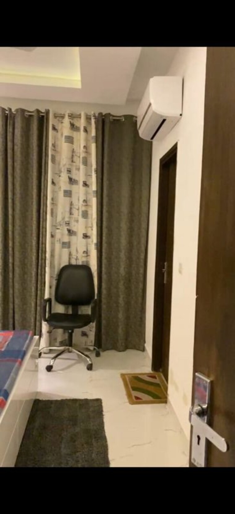 Bathroom, gaur-city-2 3 Bedroom 1712 Sq.Ft. Apartment In Gaur City 2 Greater Noida 10253820