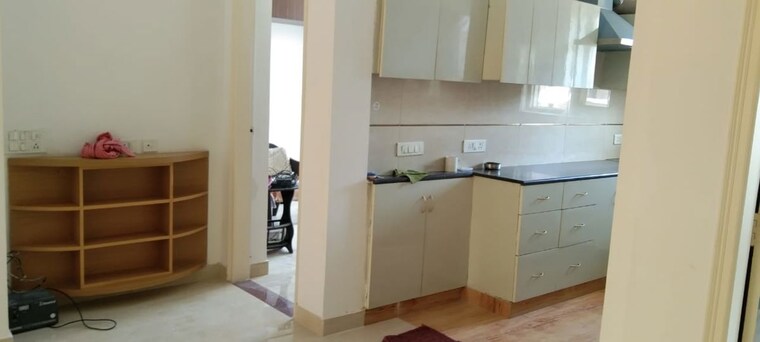 Bathroom, suncity 5 Bedroom 3000 Sq.Ft. Builder Floor In Suncity Gurgaon 10253810