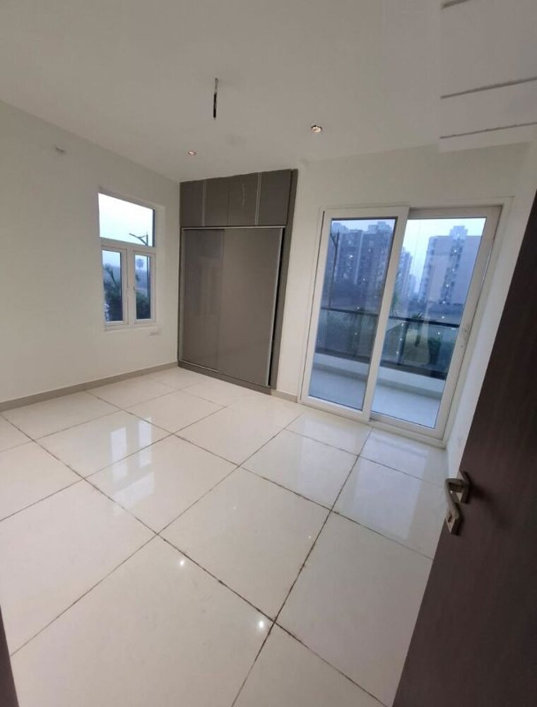 Room, hermitage-centralis 3 Bedroom 1450 Sq.Ft. Apartment In Vip Road Zirakpur 10253823