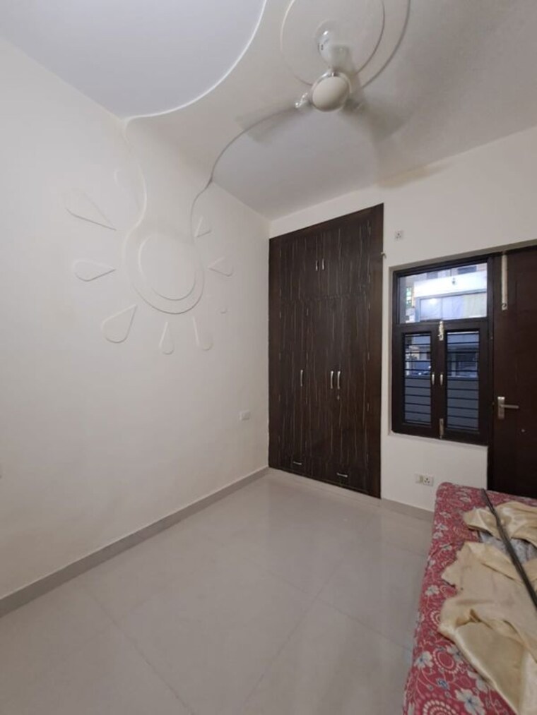 Room, unitech-the-residences-gurgaon 1 Bedroom 825 Sq.Ft. Apartment In Sector 33 Gurgaon 10253859