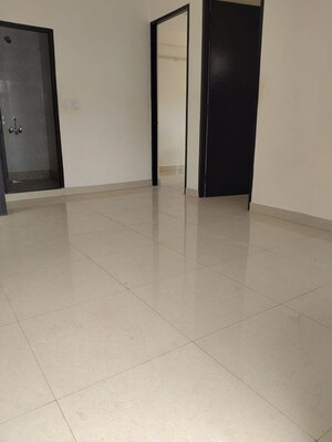Room in 2 BHK Builder Floor at Neb Sarai – for Rent