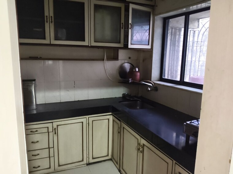 Kitchen, vile parle west 2 Bedroom 750 Sq.Ft. Apartment In Vile Parle West Mumbai 10253942