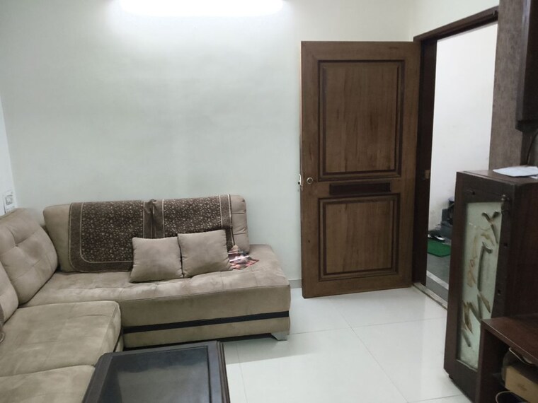 Living Room, vile parle west 2 Bedroom 750 Sq.Ft. Apartment In Vile Parle West Mumbai 10253942