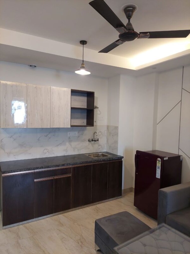 Kitchen, hong-kong-bazaar 1 Bedroom 850 Sq.Ft. Builder Floor In Sector 57 Gurgaon 10253950