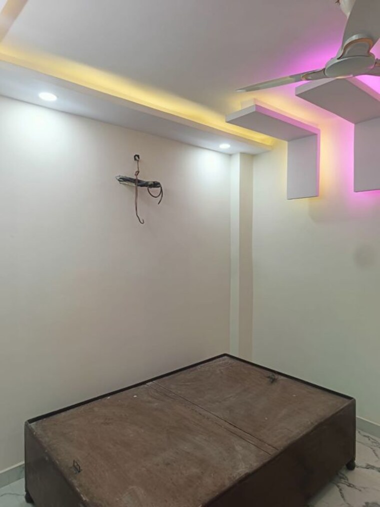 Room, govindpuri 3 Bedroom 850 Sq.Ft. Builder Floor In Govindpuri Delhi 10253943