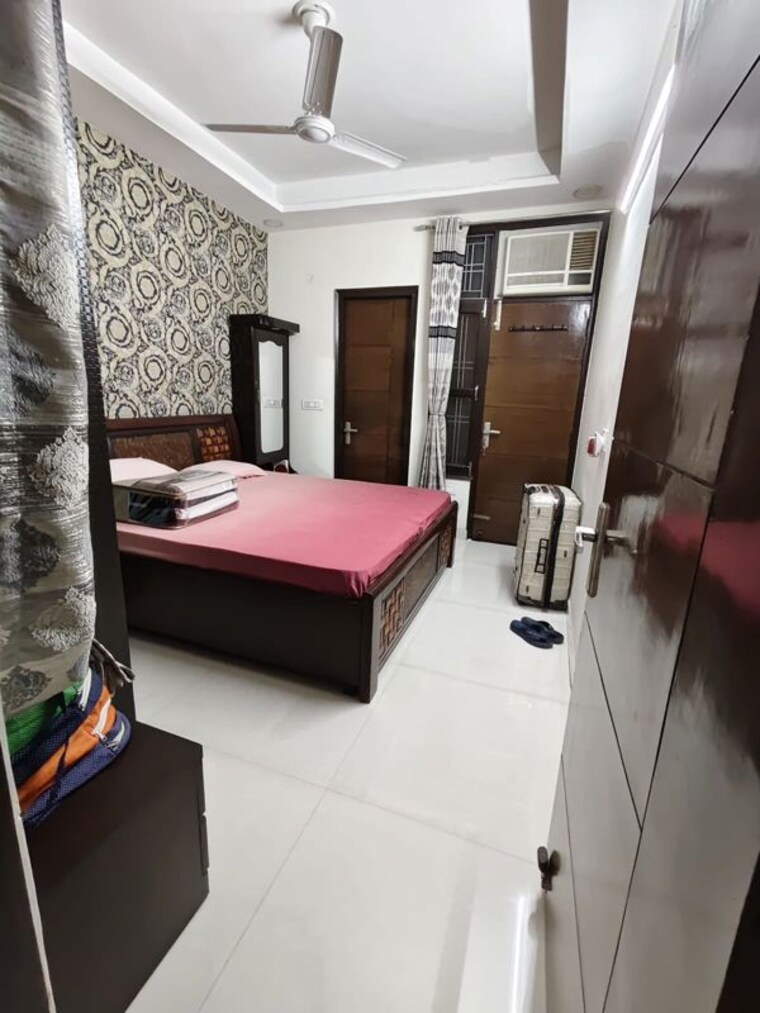 Master Bedroom, sector 9 2 Bedroom 160 Sq.Yd. Builder Floor In Sector 9 Gurgaon 10253973