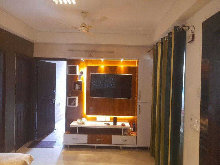Living Room, uninav-heights-phase-ii 2 Bedroom 895 Sq.Ft. Apartment In Raj Nagar Extension Ghaziabad 10253975