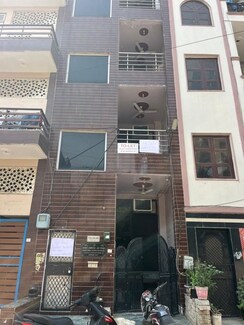 4 BHK + Basement Independent House For Sale in Malibu Town
