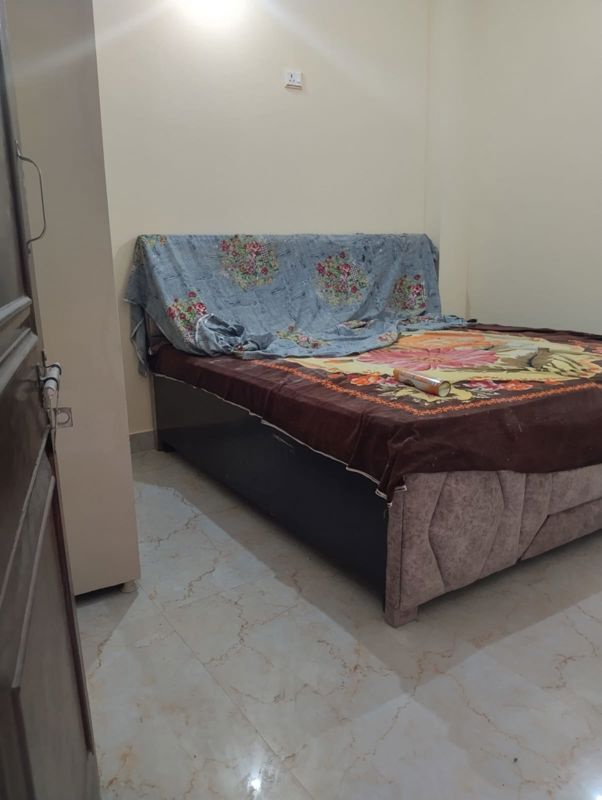 1 RkBuilder Floor For Rent in Neb Sarai