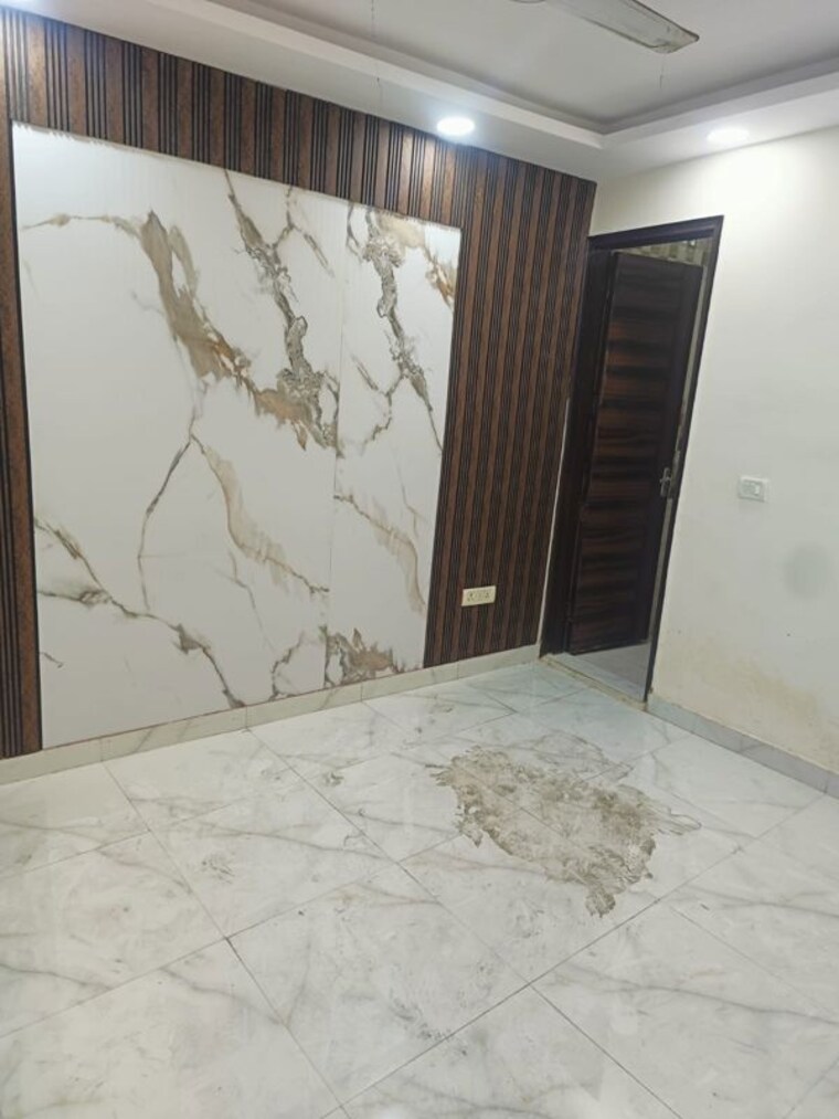 Room, govindpuri 3 Bedroom 800 Sq.Ft. Builder Floor In Govindpuri Delhi 10253974
