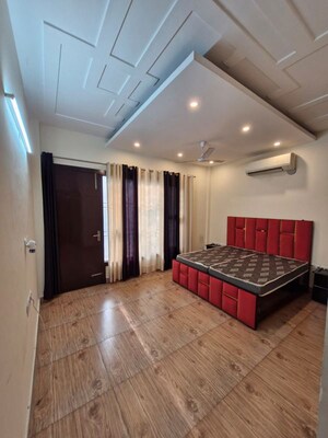 Bedroom in 3 BHK Builder Floor at Sector 45 – for Rent