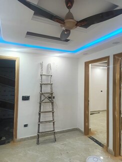 3 BHK + Pooja Room Builder Floor For Sale in Govindpuri