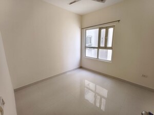 Room in 3 BHK Apartment at GLS Avenue 51, Sector 92 – for Sale