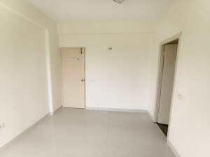 Room in 3 BHK Apartment at GLS Avenue 51, Sector 92 – for Sale