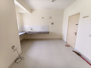 Room in 3 BHK Apartment at GLS Avenue 51, Sector 92 – for Sale