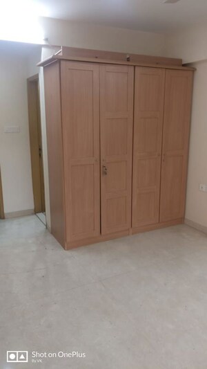 Room in 3 BHK Apartment at Kishans Abode, Bandra West – for Rent