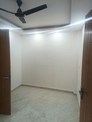 Room in 2 BHK Builder Floor at Govindpuri – for Sale
