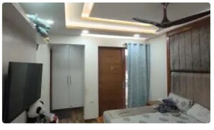 Living Room in 3 BHK Independent House at Lalleshwari Vatika cghs, Sector 21d – for Sale