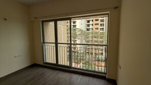 Room in 2 BHK Apartment at Lodha Splendora, Ghodbunder Road – for Sale