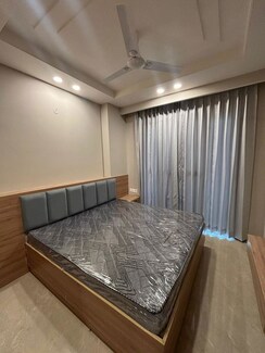 1 BHK Builder Floor For Rent in Sector 45