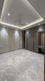 3 BHK + Pooja Room,Servant Room,Extra Room 263 Sq.Yd. Builder Floor in Sector 27