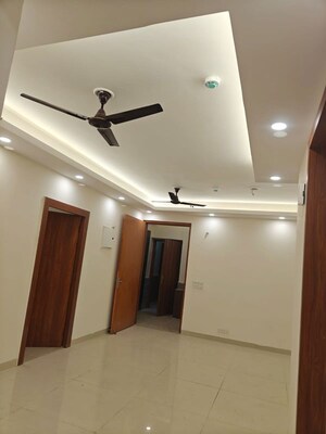 Furnished Amenities in 3 BHK Apartment at Amrapali Heartbeat City, Sector 107 – for Rent