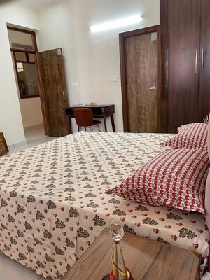 Bedroom in 1 RK Apartment at Sector 4 – for Rent
