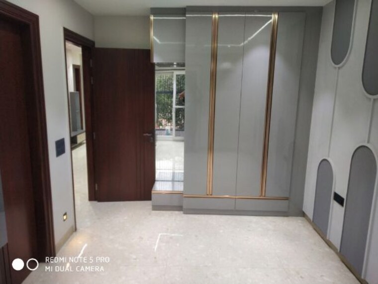 Room, ss-southend-floors 3.5 Bedroom 1850 Sq.Ft. Builder Floor In South City 2 Gurgaon 10254271