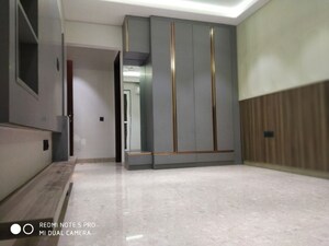 Room in 3.5 BHK Builder Floor at SS Southend Floors, South City 2 – for Sale