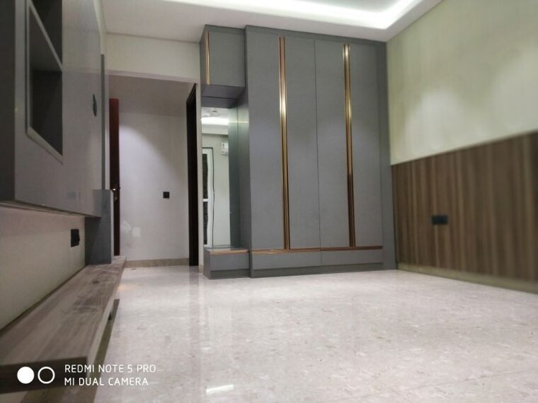 Room, ss-southend-floors 3.5 Bedroom 1850 Sq.Ft. Builder Floor In South City 2 Gurgaon 10254271