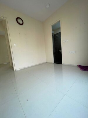 Room in 2 BHK Apartment at Gami And Jaydeep Estella, Chembur – for Rent