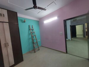 Room in 2 BHK Apartment at Sector 19 Dwarka – for Sale