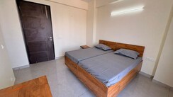 1 BHK + Study Room Apartment For Rent in Ardee City