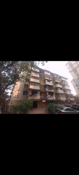2 BHK Apartment For Sale in Shri Ratan Luxuria Ratan Annex, Grant Road