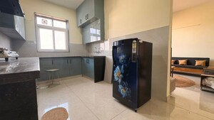 Furnished Amenities in 1 BHK Apartment at Ardee City, Sector 52 – for Rent