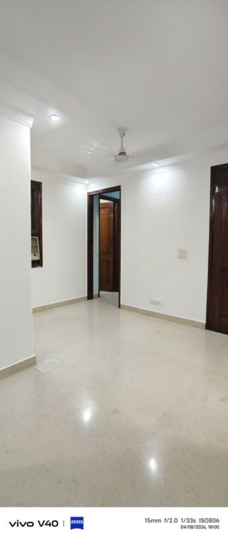 Room, defence colony 3 Bedroom 217 Sq.Yd. Apartment In Defence Colony Delhi 10254490