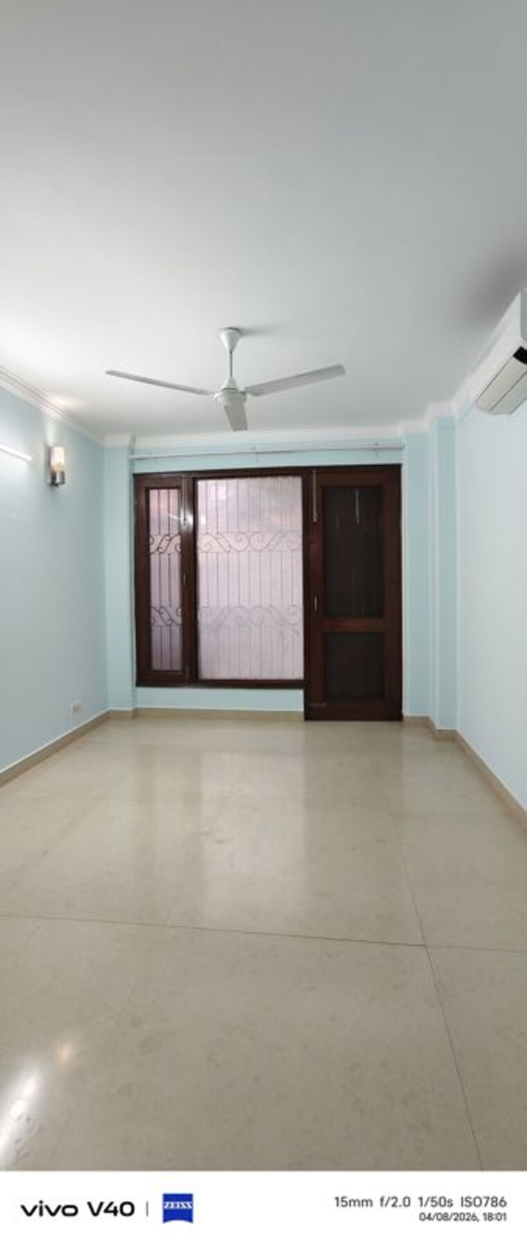 Room, defence colony 3 Bedroom 217 Sq.Yd. Apartment In Defence Colony Delhi 10254490