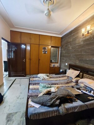 4 BHK Builder Floor For Rent in Sector 40