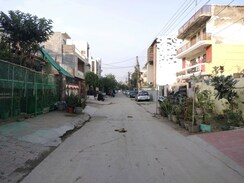 Plot For Sale in Sector 77
