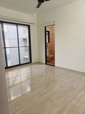 Bedroom in 2.5 BHK Apartment at Meena Parvati Sadan, Chembur – for Rent