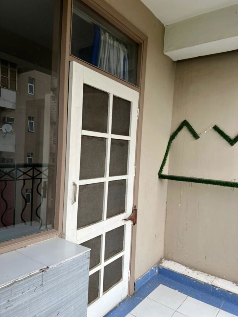 Balcony, purva-estrella 2 Bedroom 678 Sq.Ft. Apartment In Lokhandwala Mumbai 10254336