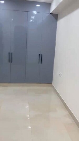 Room in 3 BHK Independent House at Chittaranjan Park – for Sale