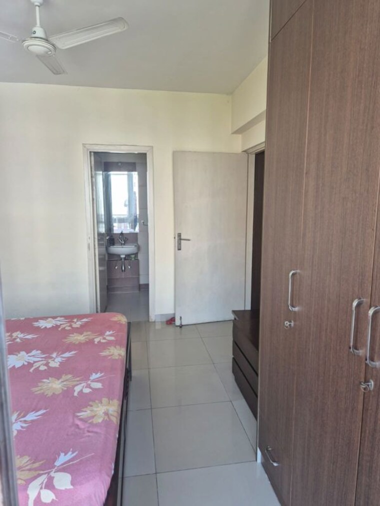 Bathroom, mahindra-aura 2.5 Bedroom 1329 Sq.Ft. Apartment In Sector 110a Gurgaon 10254674