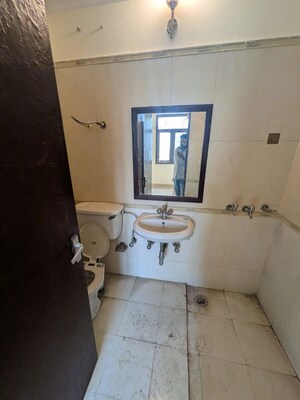 Bathroom in 2 BHK Builder Floor at Sector 45 – for Rent