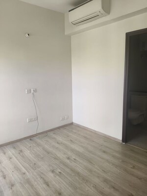 Room in 2 BHK Apartment at Shapoorji Pallonji Joyville Gurgaon, Sector 102 – for Rent