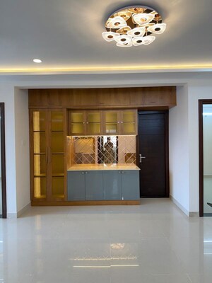 Room in 3 BHK Apartment at SMR Vinay Iconia Hyderabad, Kondapur – for Rent